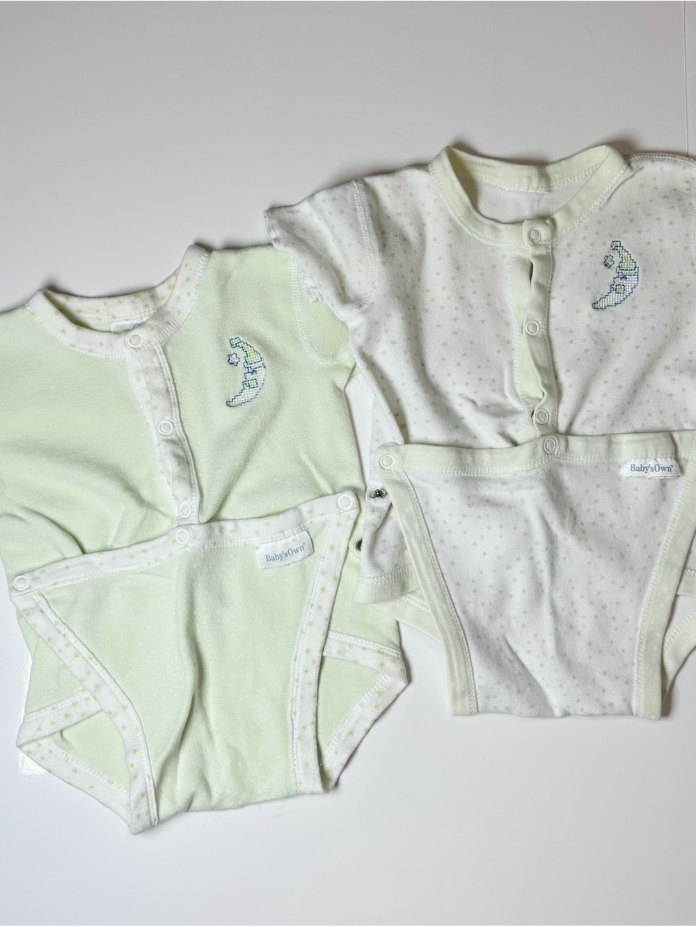 Rare Vintage Baby’s Own Front Snap Star Moon Bodysuits Set of 2 Retro Pastel 3M